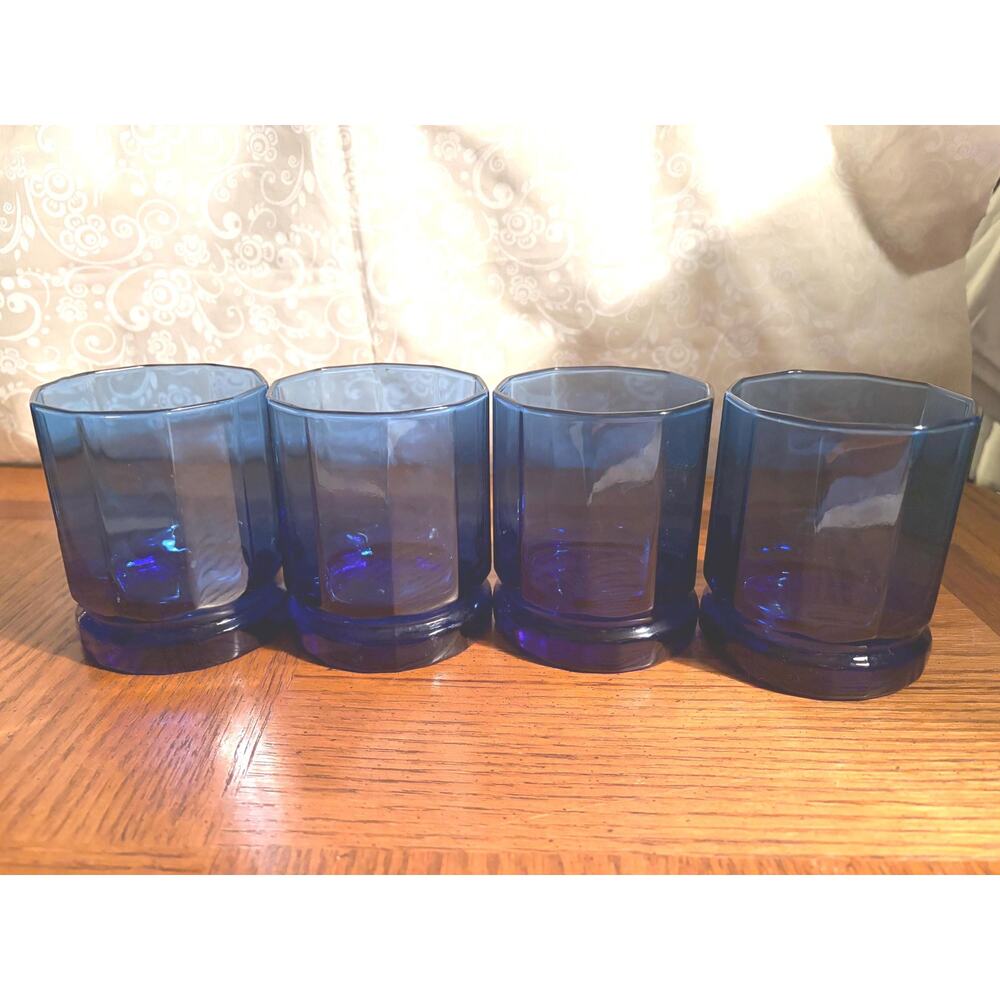 Set of 4 vintage Anchor Hocking Cobalt Blue Tumblers‎